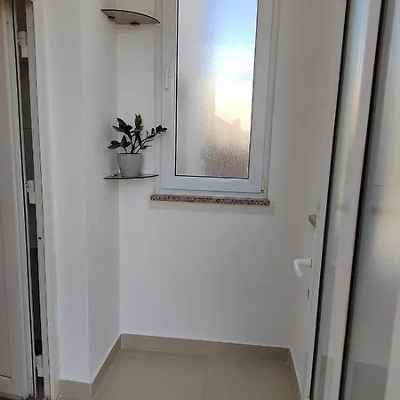 Apartment Eva 2 *